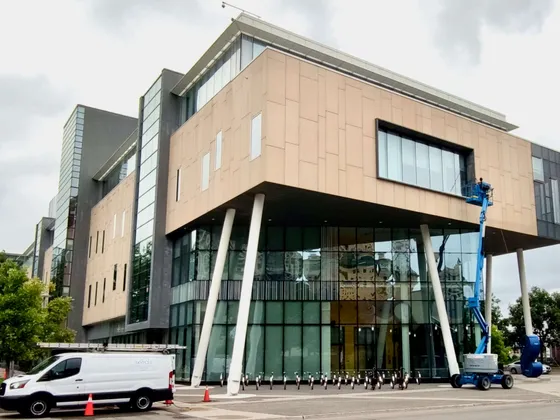 Commercial Window Cleaning at Sheridan College - Hazel McCallion Campus — photo 1