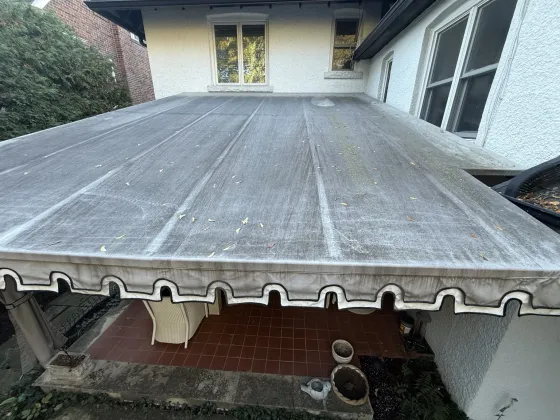 Residential Awning Cleaning in Rosedale, Toronto — photo 3