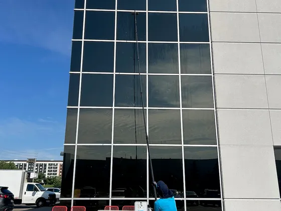 Commercial Window Cleaning at 6885 Kennedy Road, Mississauga — photo 1